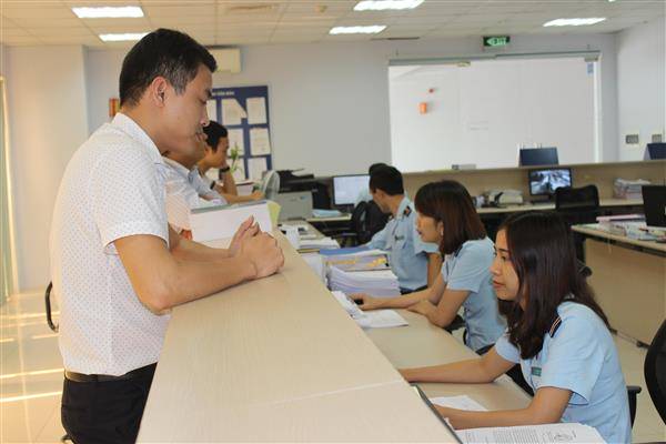 nên sử dụng dịch vụ khai báo hải quan